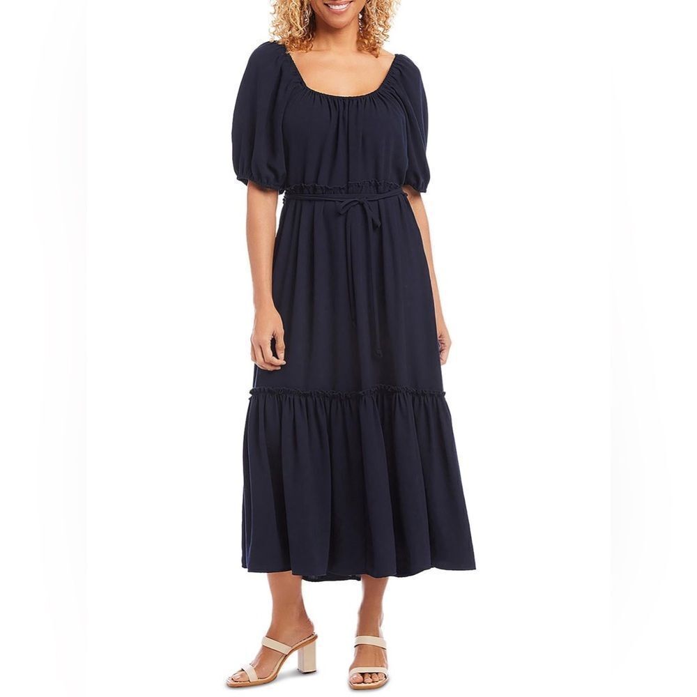 Romantic and alluring, this breezy midi dress NWT size Sm.